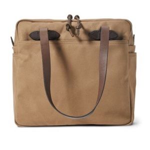 Filson men’s tote bag for work or overnight bag.